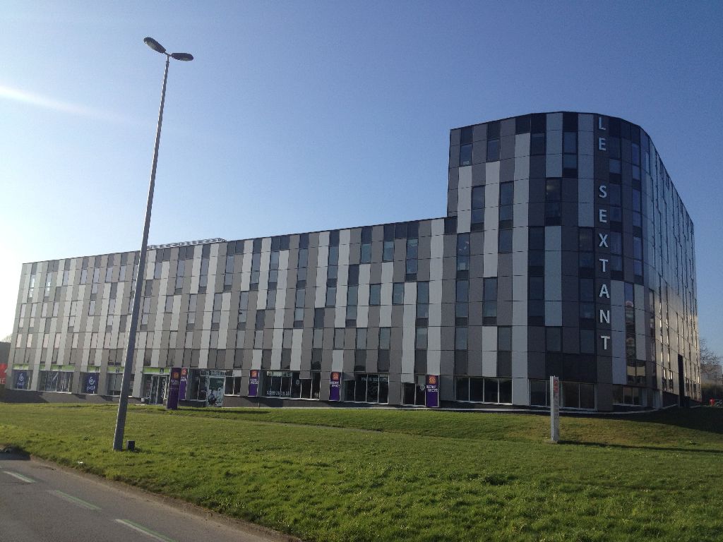 Location Bureaux à Rennes de 173m² - Réf. n°3864 - PHOTO1_3864_1669020197.jpg