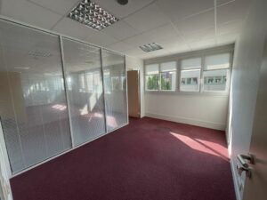 Location Bureaux à Cesson-Sévigné de 296m² - Réf. n°3699 - PHOTO3_3699_1671186658.jpg