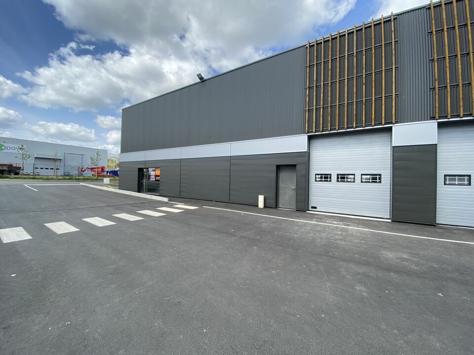 Vente Entrepôt – Local d&rsquo;activité à Pacé de 356m² - Réf. n°4339 - PHOTO1_4339_1716993810.jpg