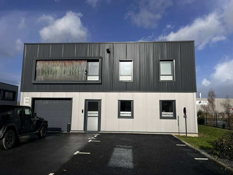 Location Bureaux à SAINT GILLES de 200m² - Réf. n°4467 - PHOTO1_4467_1734337228.jpg