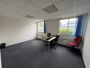 Location Bureaux à Chantepie de 136m² - Réf. n°1044 - PHOTO9_1044_1756368981.jpg