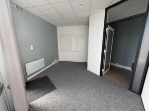 Location Bureaux à Rennes de 72m² - Réf. n°886 - PHOTO6_886_1759934270.jpg