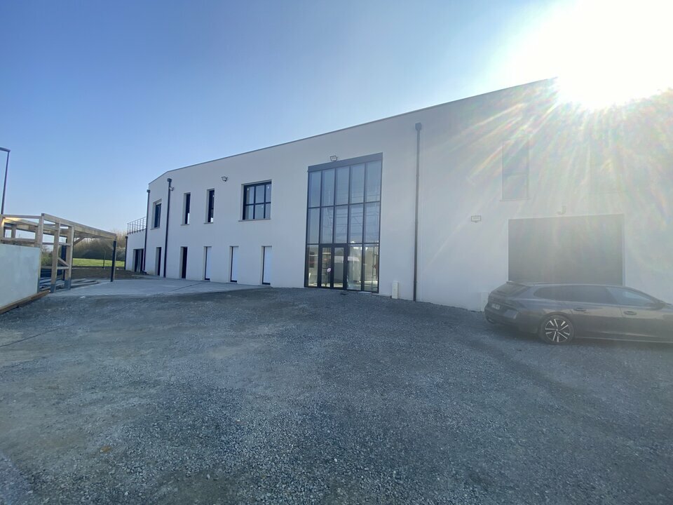 Location Bureaux à Noyal-Chatillon-sur-Seiche de 262m² - Réf. n°4703 - PHOTO1_4703_1762328381.jpg