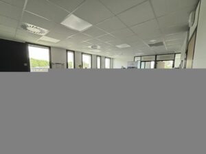 Location Bureaux à Pacé de 402m² - Réf. n°2652 - PHOTO4_2652_1715682008.jpg