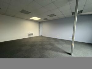 Location Bureaux à Montgermont de 79m² - Réf. n°981 - PHOTO9_981_1770634773.jpg