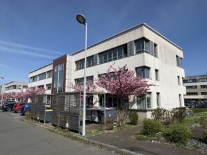 Vente Bureaux à SAINT GREGOIRE de 85m² - Réf. n°1472 - PHOTO1_1472_1744616423.jpg