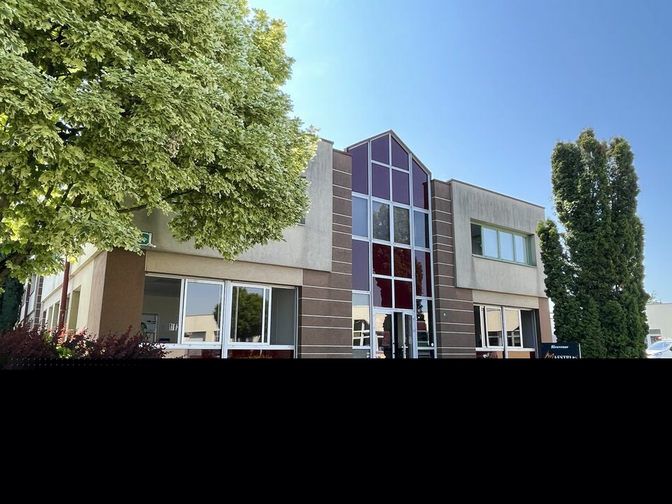 Location Bureaux à Chantepie de 159m² - Réf. n°342 - PHOTO1_342_1687158865.jpg