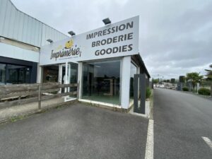 Location Entrepôt – Local d&rsquo;activité à Bruz de 350m² - Réf. n°3771 - PHOTO1_3771_1776177905.jpg