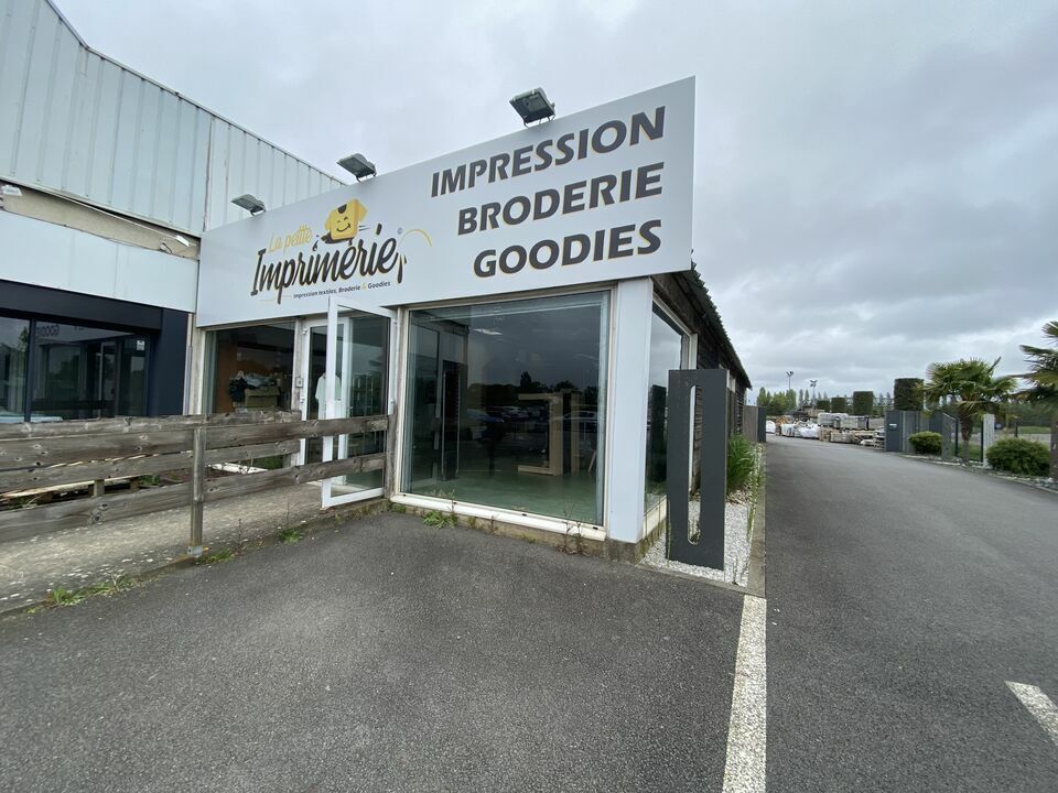 Location Entrepôt – Local d&rsquo;activité à Bruz de 350m² - Réf. n°3771 - PHOTO1_3771_1776177905.jpg