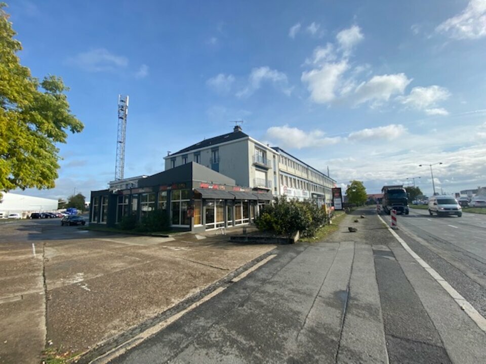 Location Bureaux à Rennes de 475m² - Réf. n°4043 - PHOTO1_4043_1674227216.jpg