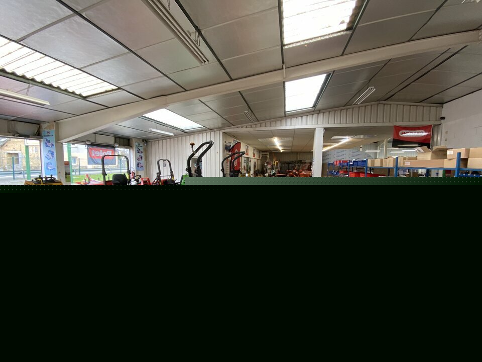 Location Entrepôt – Local d&rsquo;activité à Betton de 1925m² - Réf. n°4081 - PHOTO1_4081_1677838409.jpg