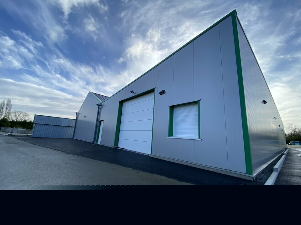 Location Entrepôt – Local d&rsquo;activité à Noyal-Chatillon-sur-Seiche de 250m² - Réf. n°4221 - PHOTO1_4221_1774432269.jpg