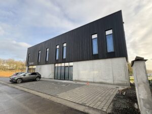 Location Bureaux à Vitré de 305m² - Réf. n°4778 - PHOTO1_4778_1771233648.jpg