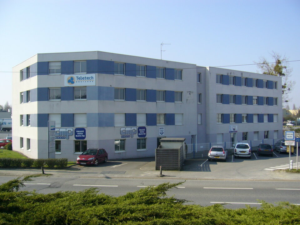 Location Bureaux à Chantepie de 296m² - Réf. n°919 - PHOTO1_919_1671462766.jpg