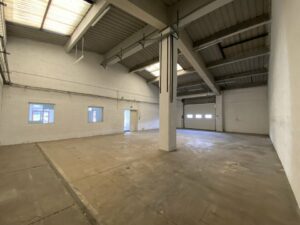 Vente Entrepôt – Local d&rsquo;activité à Cesson-Sévigné de 364m² - Réf. n°4334 - PHOTO2_4334_1716800152.jpg
