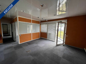 Location Bureaux à VEZIN LE COQUET de 140m² - Réf. n°4345 - PHOTO2_4345_1729235000.jpg