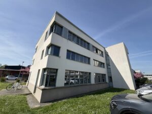 Vente Bureaux à SAINT GREGOIRE de 85m² - Réf. n°1472 - PHOTO3_1472_1744616422.jpg