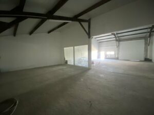 Location Entrepôt – Local d&rsquo;activité à SAINT ARMEL de 245m² - Réf. n°4543 - PHOTO3_4543_1741856871.jpg