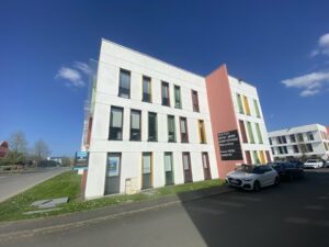 Vente Bureaux à Chartres-de-Bretagne de 358m² - Réf. n°4567 - PHOTO3_4567_1743600614.jpg