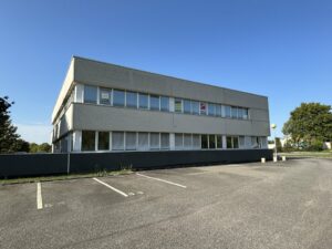 Vente Bureaux à Bruz de 356m² - Réf. n°4218 - PHOTO4_4218_1776765597.jpg