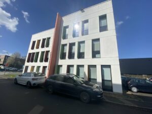 Vente Bureaux à Chartres-de-Bretagne de 358m² - Réf. n°4567 - PHOTO4_4567_1743600615.jpg