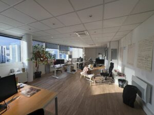 Location Bureaux à SAINT GREGOIRE de 337m² - Réf. n°48 - PHOTO4_48_1766413236.jpg