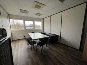 Location Bureaux à VERN SUR SEICHE de 255m² - Réf. n°3608 - PHOTO5_3608_1762160553.jpg