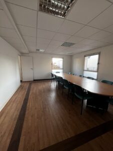 Location Bureaux à Betton de 295m² - Réf. n°4062 - PHOTO5_4062_1675848635.jpg