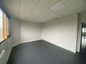 Vente Bureaux à Cesson-Sévigné de 145m² - Réf. n°4481 - PHOTO5_4481_1737965427.jpg