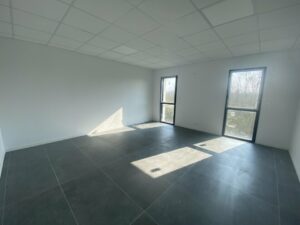Location Bureaux à Noyal-Chatillon-sur-Seiche de 145m² - Réf. n°4648 - PHOTO5_4648_1753262047.jpg