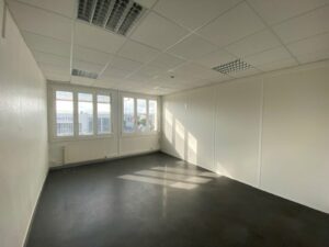 Location Bureaux à Rennes de 1500m² - Réf. n°853 - PHOTO5_853_1764604060.jpg