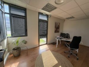Vente Bureaux à SAINT GREGOIRE de 85m² - Réf. n°1472 - PHOTO7_1472_1744616464.jpg
