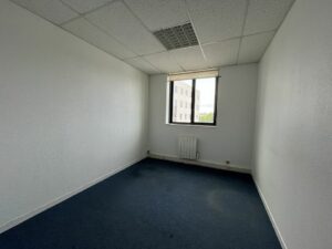 Location Bureaux à Cesson-Sévigné de 110m² - Réf. n°379 - PHOTO7_379_1748425646.jpg