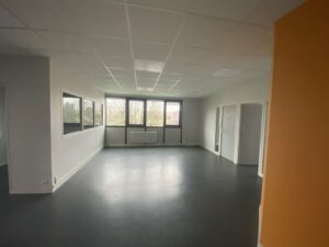 Vente Bureaux à Cesson-Sévigné de 145m² - Réf. n°4481 - PHOTO7_4481_1737965428.jpg