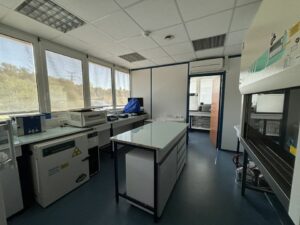 Vente Bureaux à Bruz de 356m² - Réf. n°4218 - PHOTO8_4218_1776765657.jpg