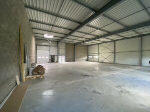 Location Entrepôt – Local d&rsquo;activité à Pacé de 356m² - Réf. n°4339 - PHOTO8_4339_1775572407.jpg