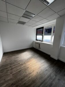 Location Bureaux à Rennes de 194m² - Réf. n°4553 - PHOTO8_4553_1742554372.jpg