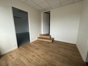 Location Bureaux à Chantepie de 148m² - Réf. n°4699 - PHOTO8_4699_1762162909.jpg