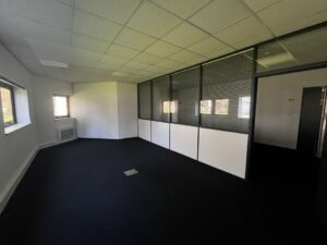 Location Bureaux à SAINT GREGOIRE de 186.16m² - Réf. n°674 - PHOTO8_674_1774261704.jpg