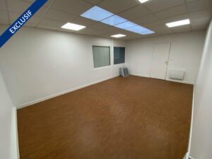 Location Bureaux à VEZIN LE COQUET de 140m² - Réf. n°4345 - PHOTO9_4345_1729235000.jpg
