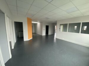 Vente Bureaux à Cesson-Sévigné de 145m² - Réf. n°4481 - PHOTO9_4481_1737965429.jpg