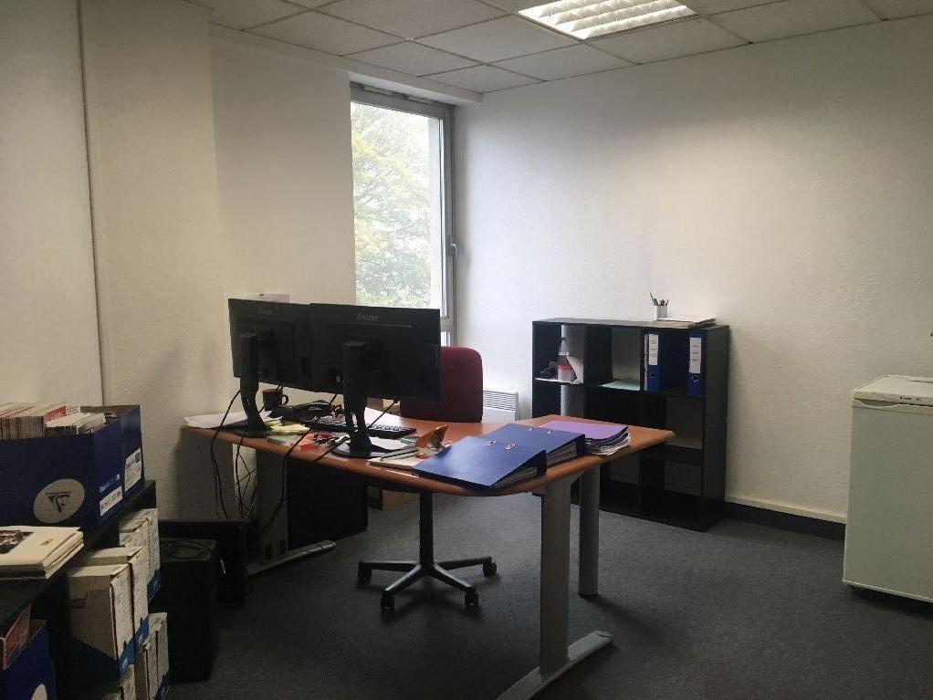 Location Bureaux à Rennes de 168m² - Réf. n°3762 - PHOTO1_3762_1671103848.jpg