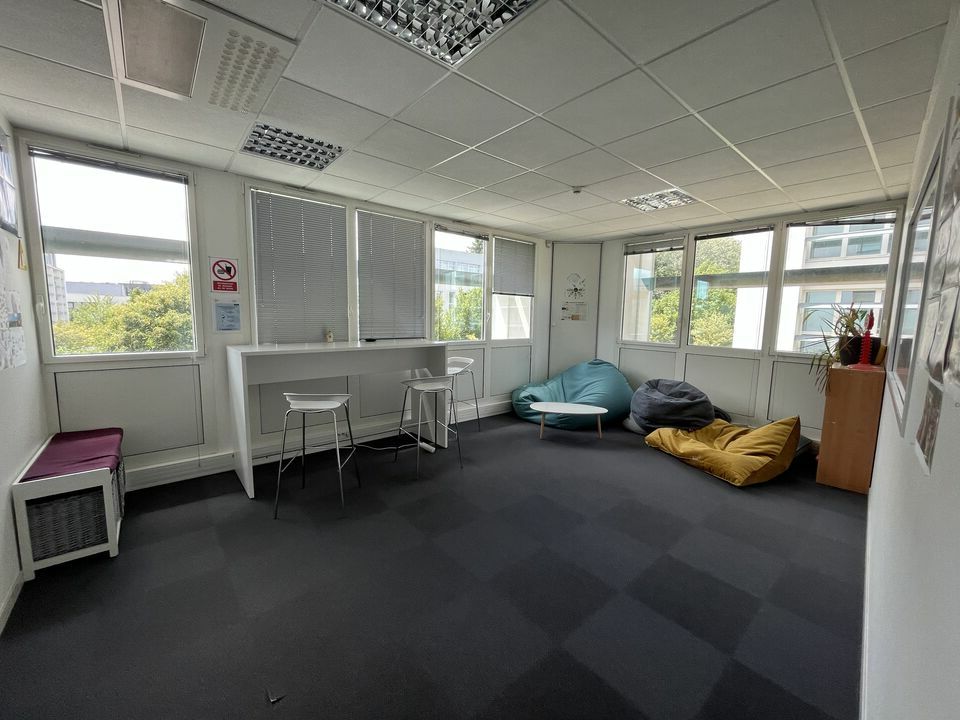 Vente Bureaux à Rennes de 347m² - Réf. n°4204 - PHOTO1_4204_1695204445.jpg