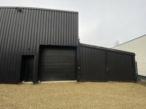 Location Entrepôt – Local d&rsquo;activité à Rennes de 320m² - Réf. n°4404 - PHOTO1_4404_1765381047.jpg