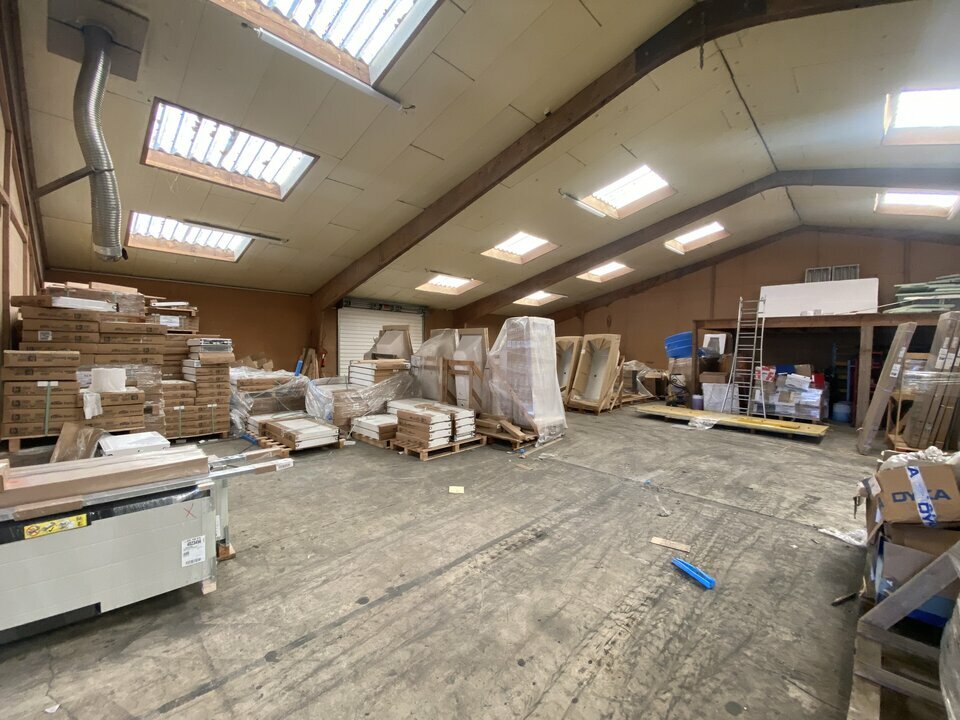 Vente Entrepôt – Local d&rsquo;activité à TINTENIAC de 600m² - Réf. n°4681 - PHOTO1_4681_1759305700.jpg
