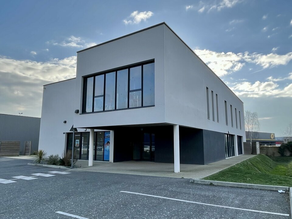 Location Bureaux à Rennes de 295m² - Réf. n°4691 - PHOTO1_4691_1760953644.jpg