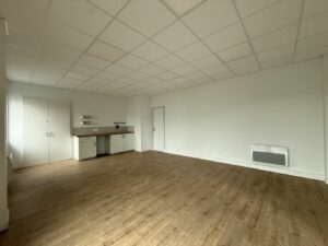 Location Entrepôt – Local d&rsquo;activité à Le Rheu de 212m² - Réf. n°4825 - PHOTO2_4825_1778488071.jpg