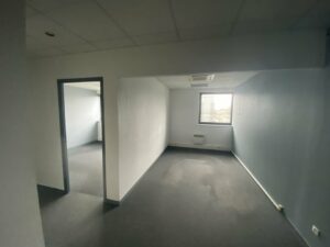 Location Bureaux à Cesson-Sévigné de 105m² - Réf. n°4311 - PHOTO3_4311_1739174019.jpg