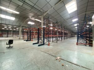 Location Entrepôt – Local d&rsquo;activité à Chateaubourg de 4500m² - Réf. n°4349 - PHOTO3_4349_1718022390.jpg
