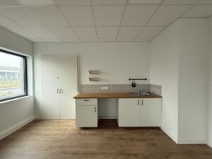 Location Entrepôt – Local d&rsquo;activité à Le Rheu de 212m² - Réf. n°4825 - PHOTO3_4825_1778488071.jpg